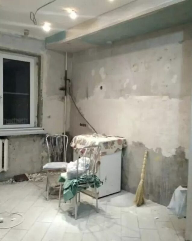„Κανείς δεν μπορεί να πιστέψει ότι είναι η ίδια κουζίνα” Η ριζική μεταμόρφωση αυτής της ακατάστατης κουζίνας έχει προκαλέσει μεγάλη αίσθηση στα social media